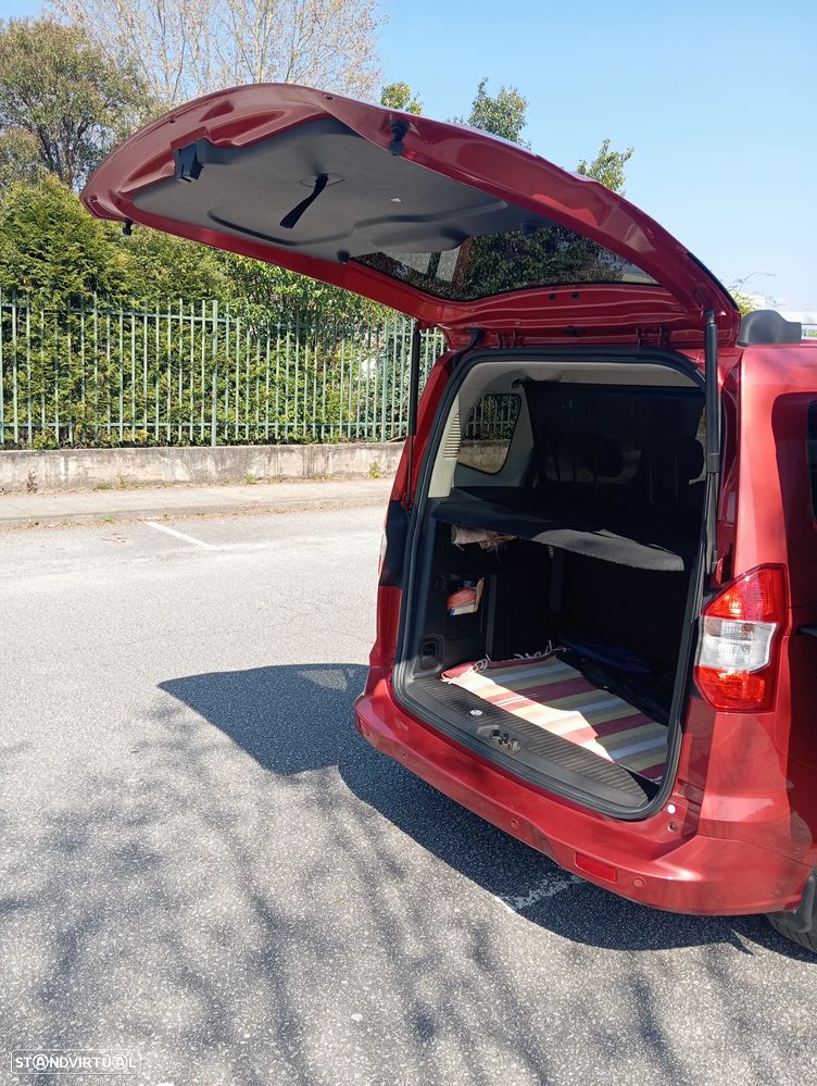 Ford Tourneo Courier 1.5 TDCi Titanium - 10