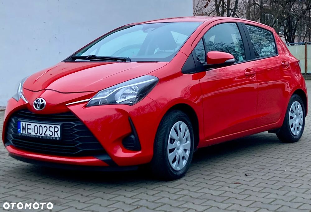 Toyota Yaris 2017 photo 2