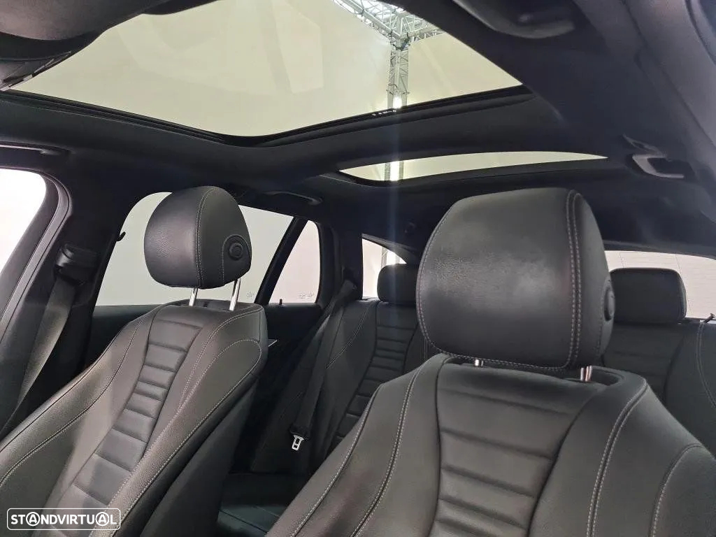 Mercedes-Benz E 300 e AMG Line - 10
