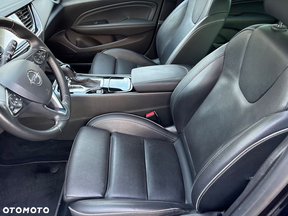 Opel Insignia 1.5 T Innovation S&S - 17