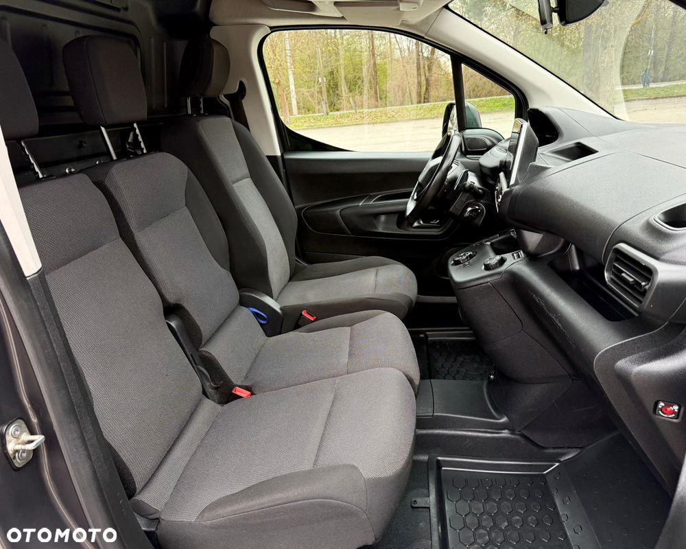 Peugeot Partner 1.5 130KM Automat 3 Osobwy Salon Polska Bezwypadkowy FVAT23% - 33