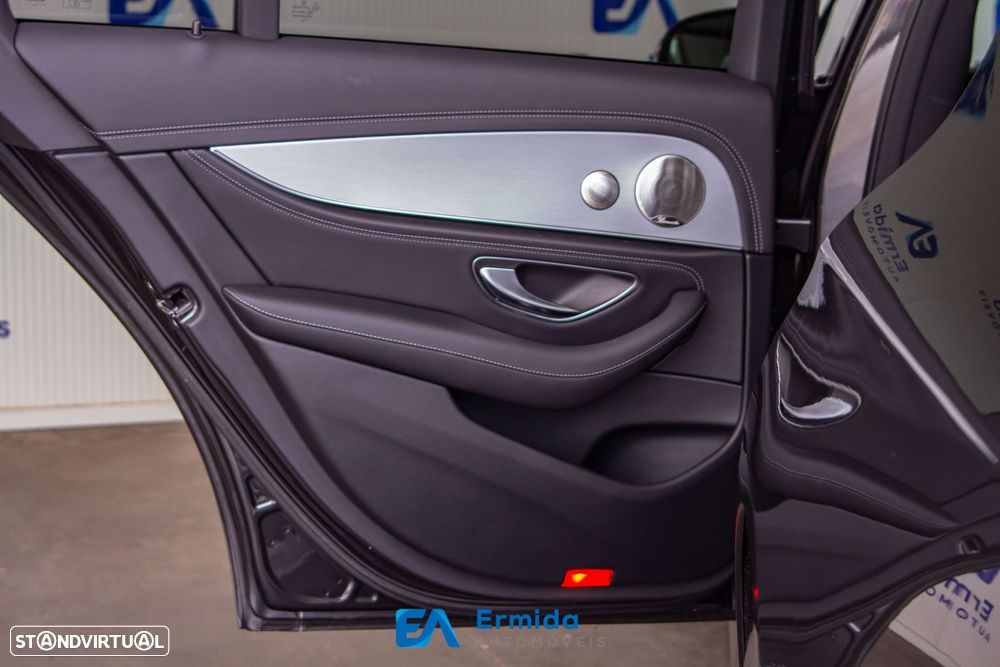 Mercedes-Benz E 300 - 38