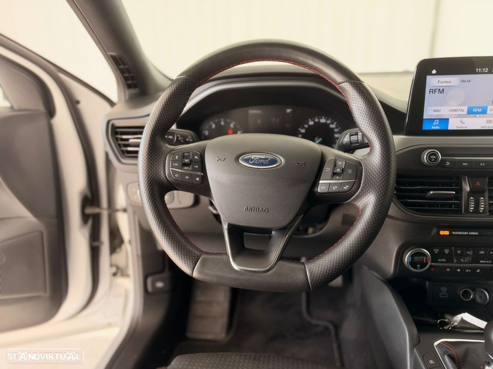 Ford Focus 1.0 EcoBoost MHEV ST-Line - 9