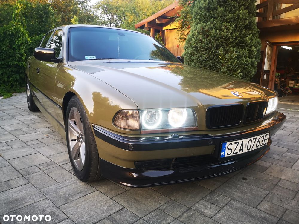 BMW Seria 7 - 1