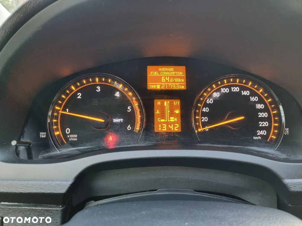 Toyota Avensis 2.0 D-4D Premium - 19