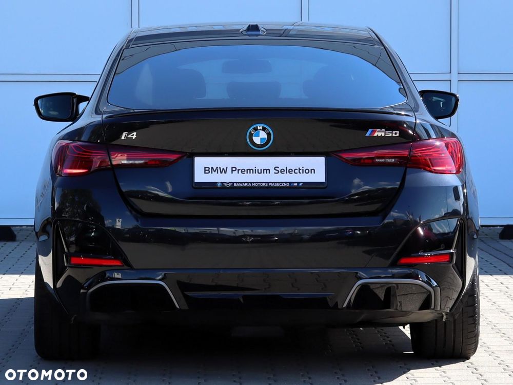 BMW i4 - 11