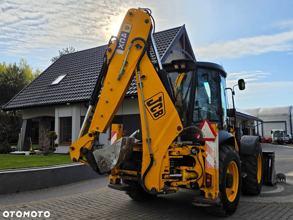 JCB 4CX / Szybkozłącze przód i tył - 2