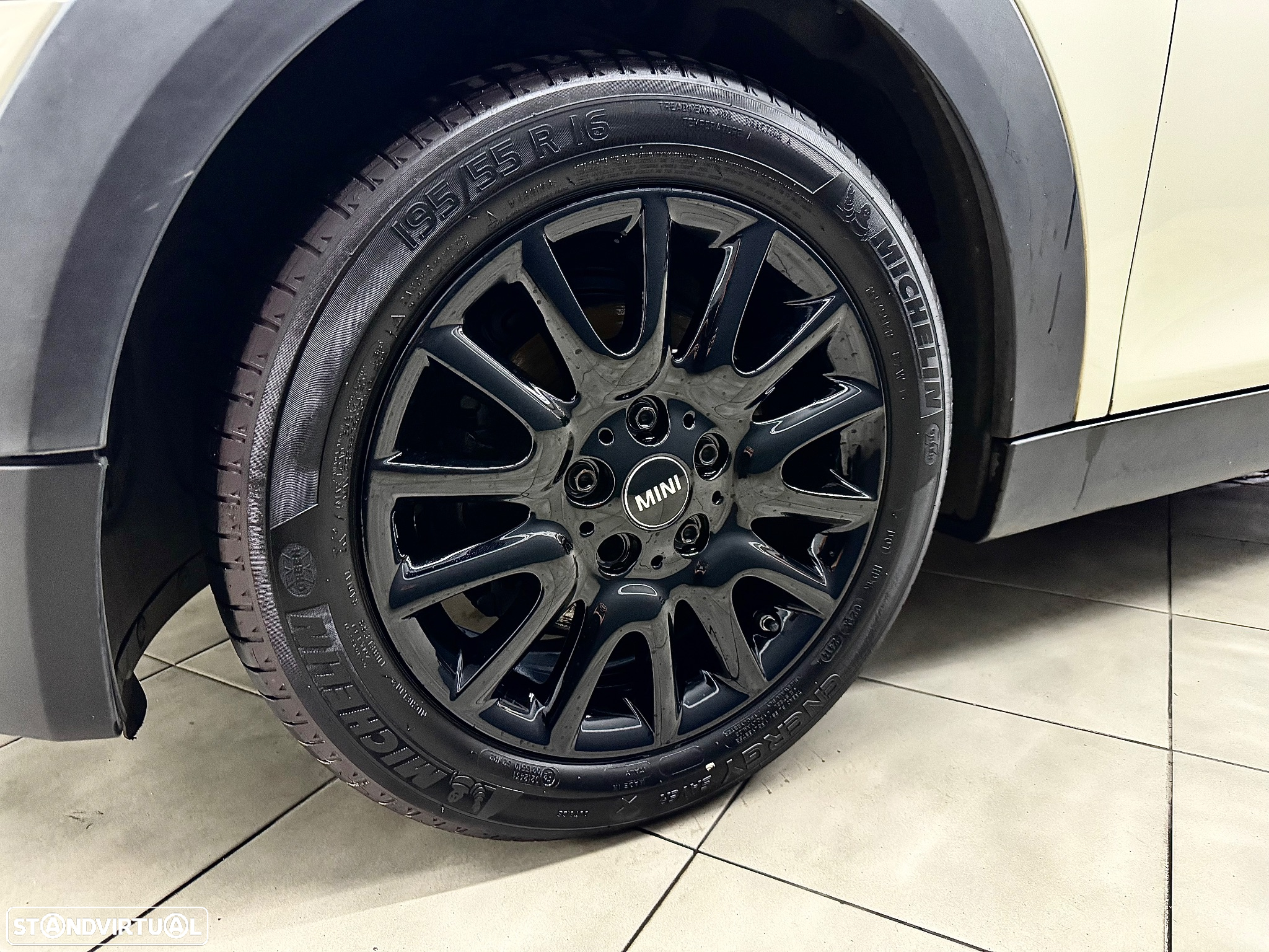 MINI 5 Portas One - 10