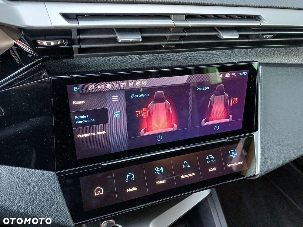 Peugeot 408 - 21