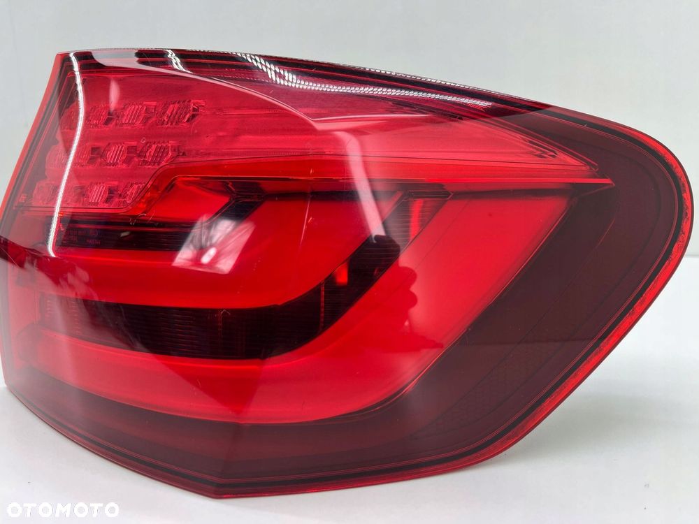 BMW 5 F11 PRAWA LAMPA TYŁ W BŁOTNIK LED 7203234 - 4