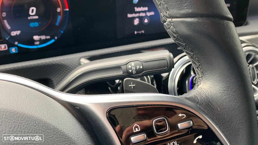 Mercedes-Benz CLA 250 e Shooting Brake Style Plus - 13