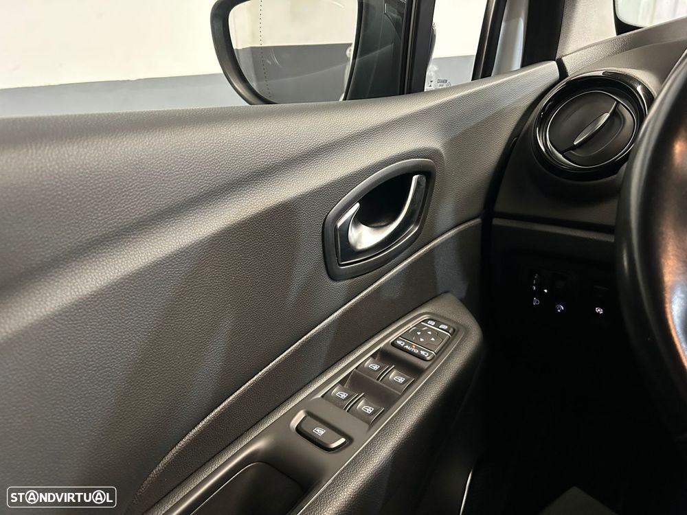 Renault Captur 1.3 TCe Exclusive - 37
