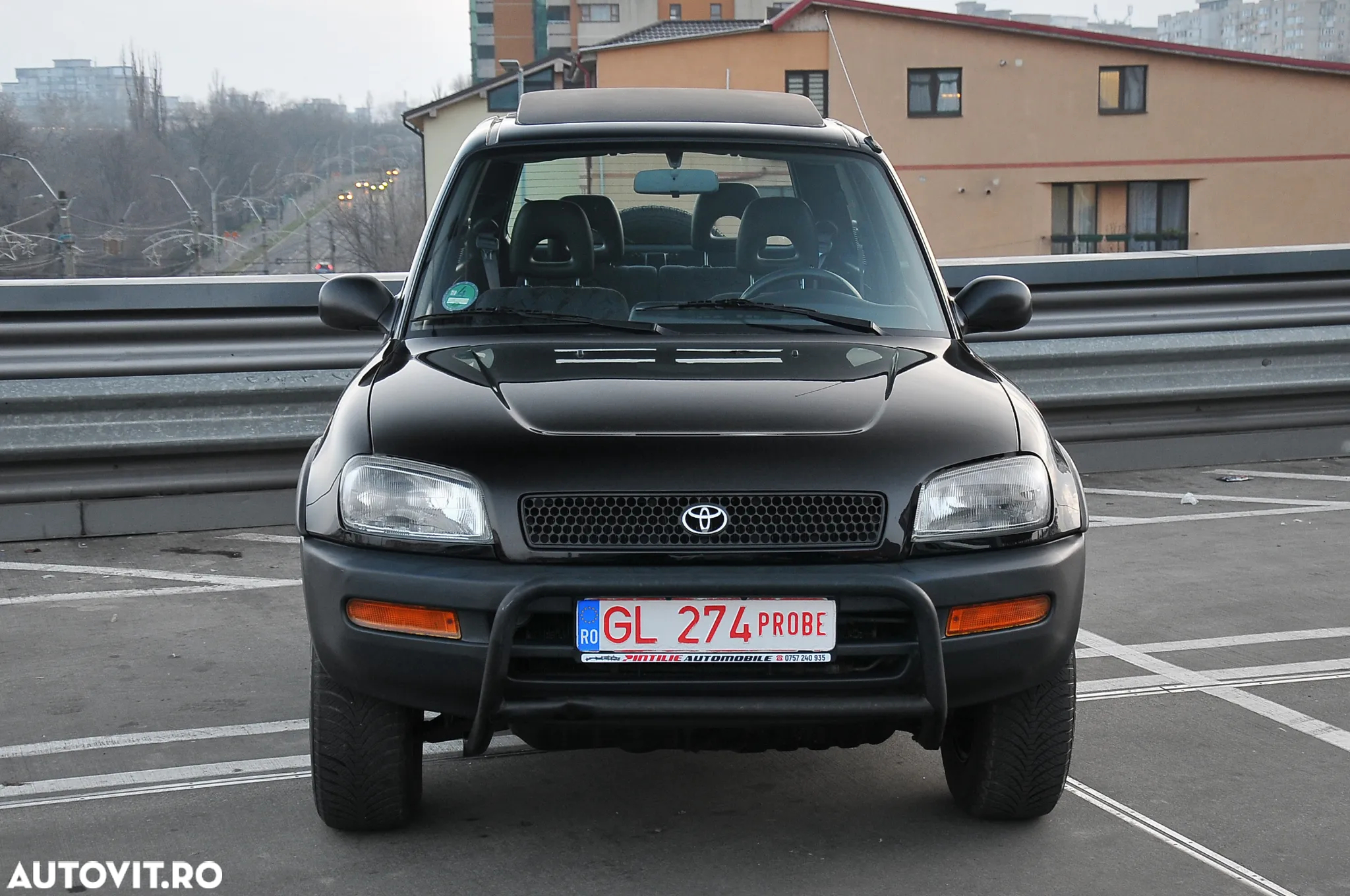 Toyota RAV4 4x4 - 6