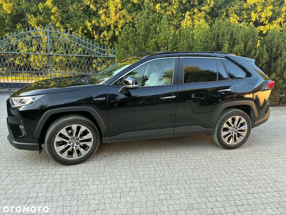 Toyota RAV4 - 3