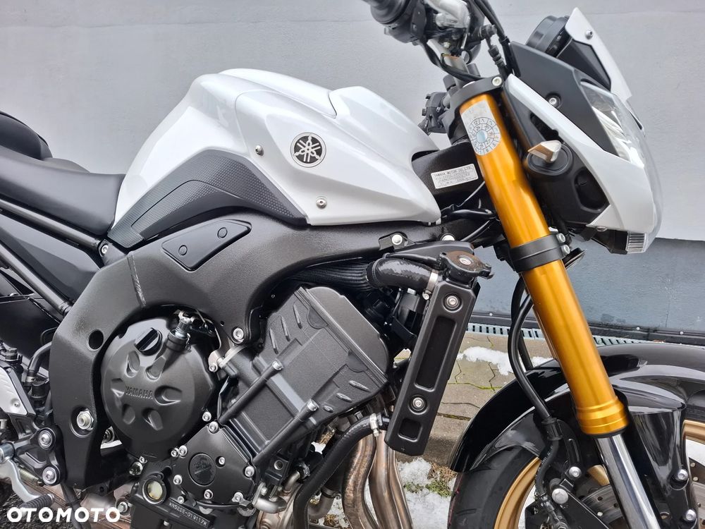Yamaha FZ8 - 13
