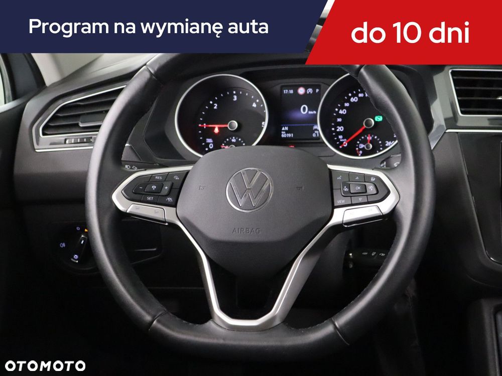 Volkswagen Tiguan - 22