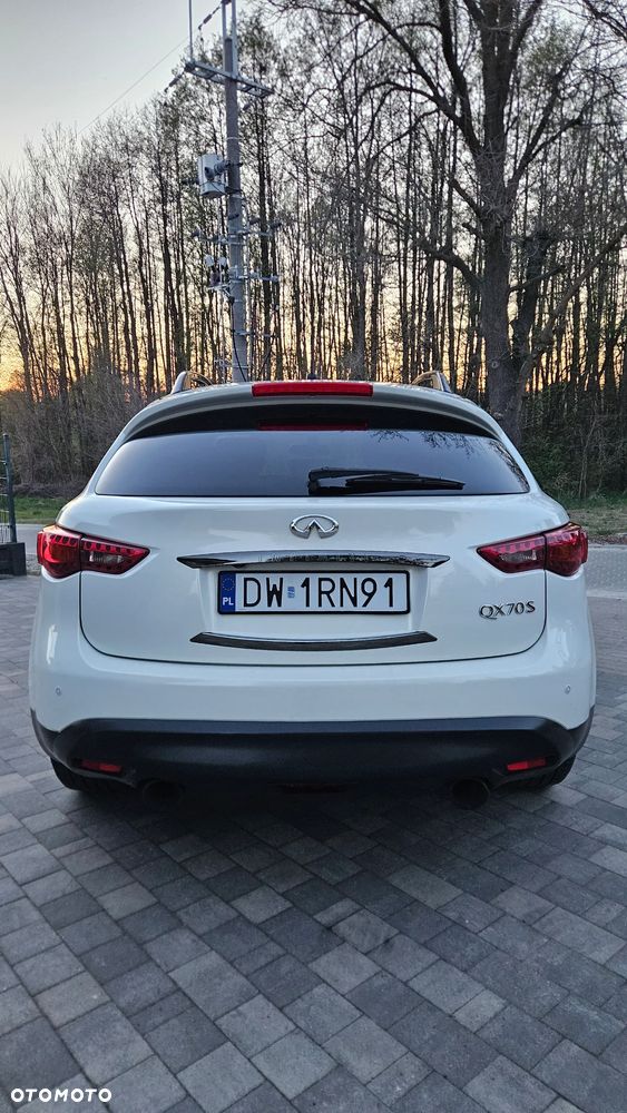 Infiniti QX70 3.7 S Premium - 7
