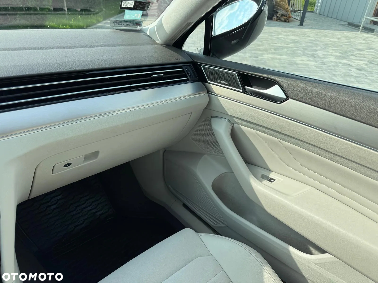 Volkswagen Passat 2.0 TSI Elegance DSG - 20