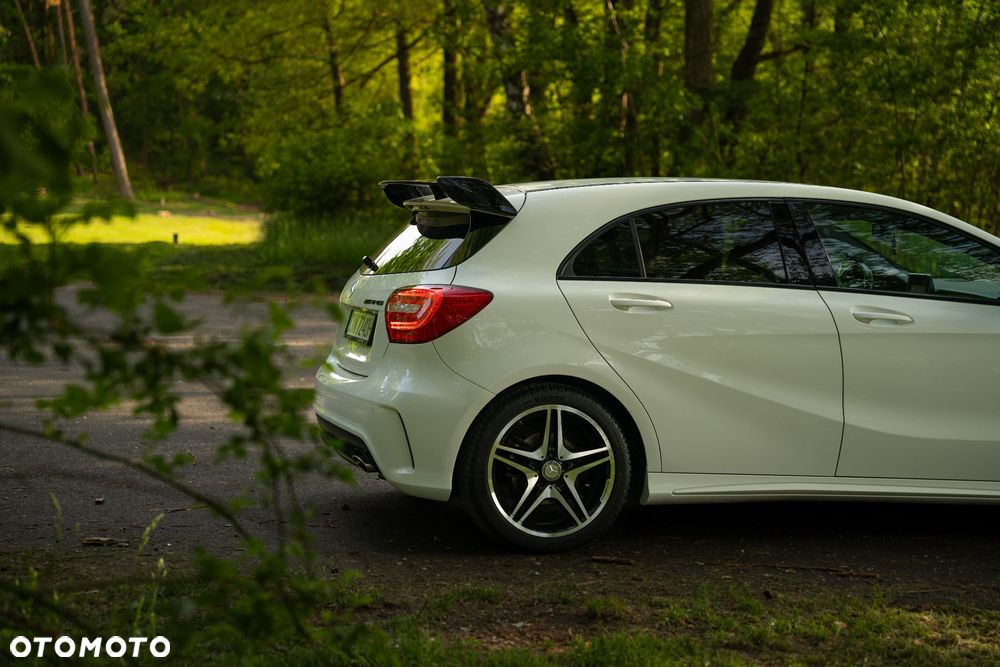 Mercedes-Benz Klasa A 180 AMG Line - 11