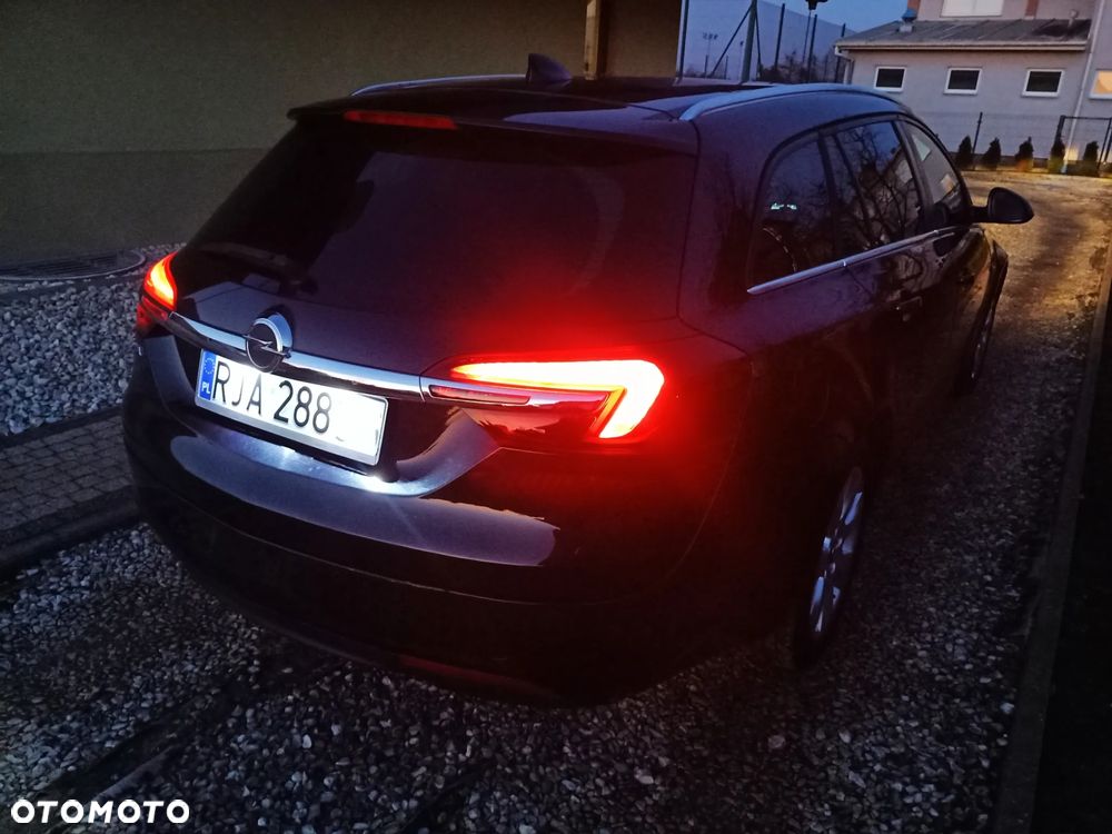 Opel Insignia - 10