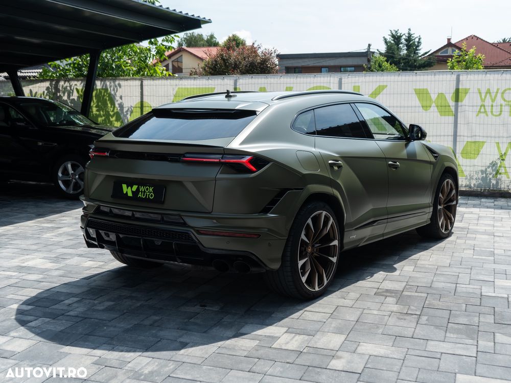 Lamborghini URUS - 17