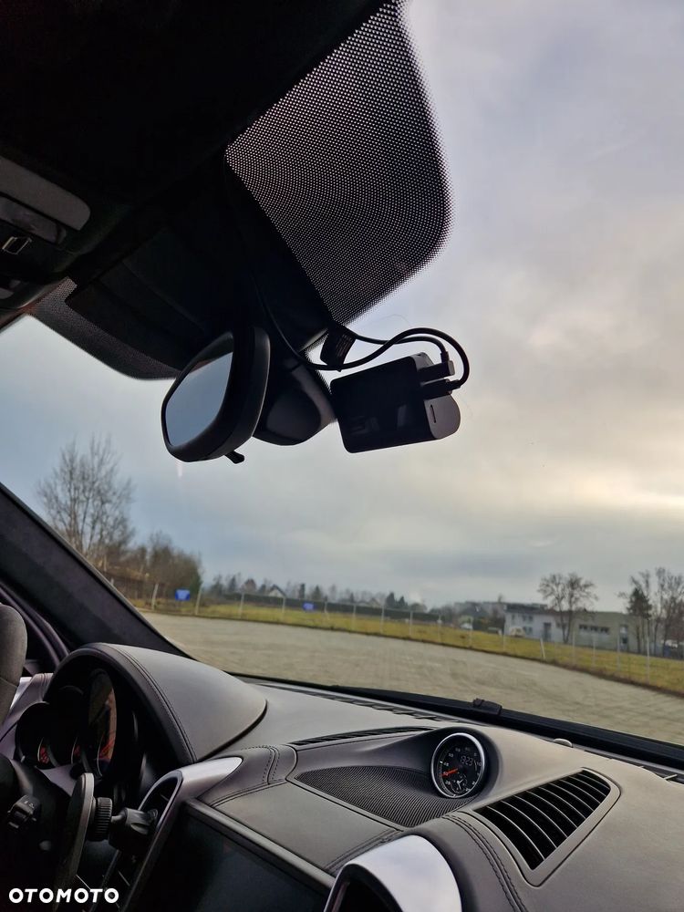 Porsche Cayenne - 11