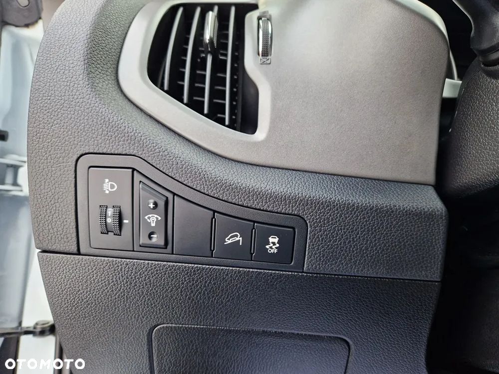 Kia Sportage 1.6 GDI Business Line M 2WD - 37