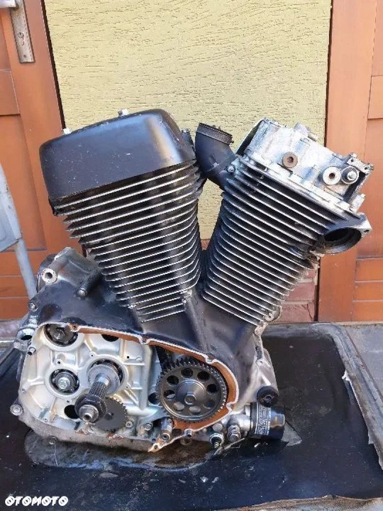 Sprawny silnik Suzuki VS1400 Intruder przebieg tylko 3.491 mil - 13