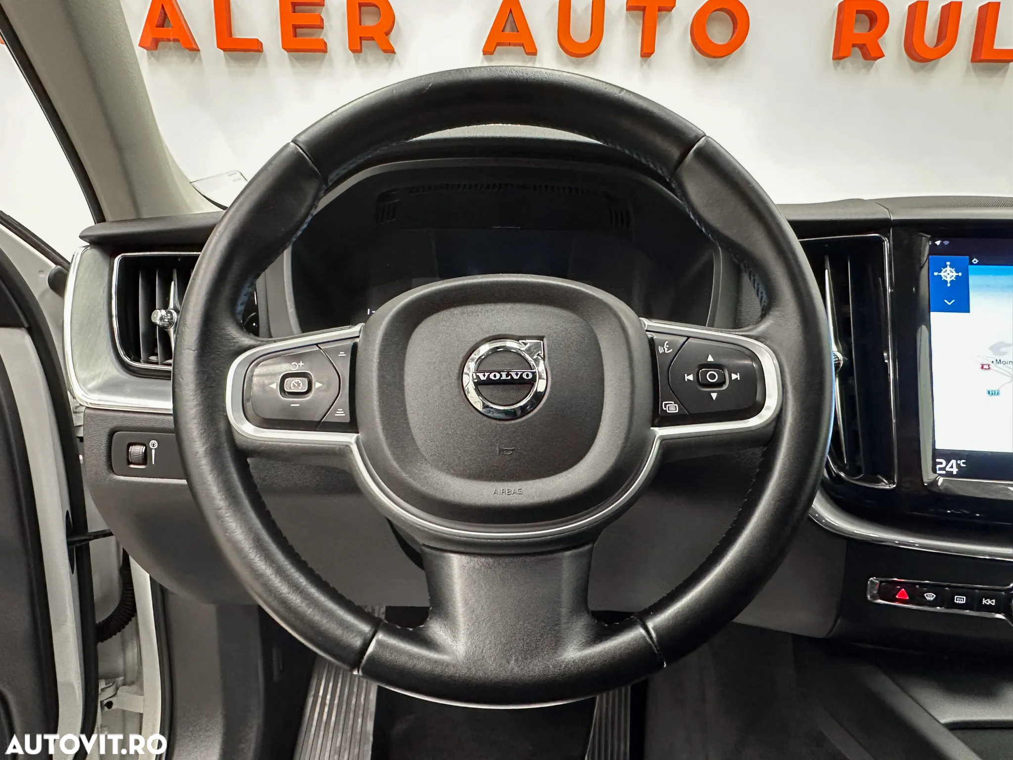 Volvo XC 60 - 22