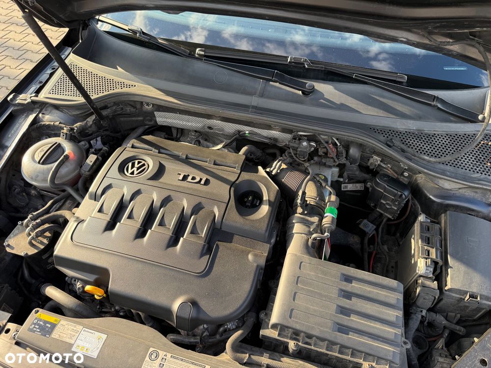 Volkswagen Passat 2.0 TDI BMT Highline DSG7 - 15