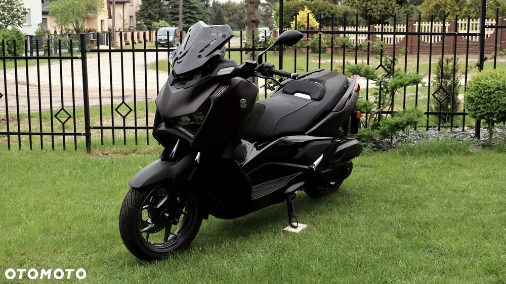 Yamaha X-max - 10