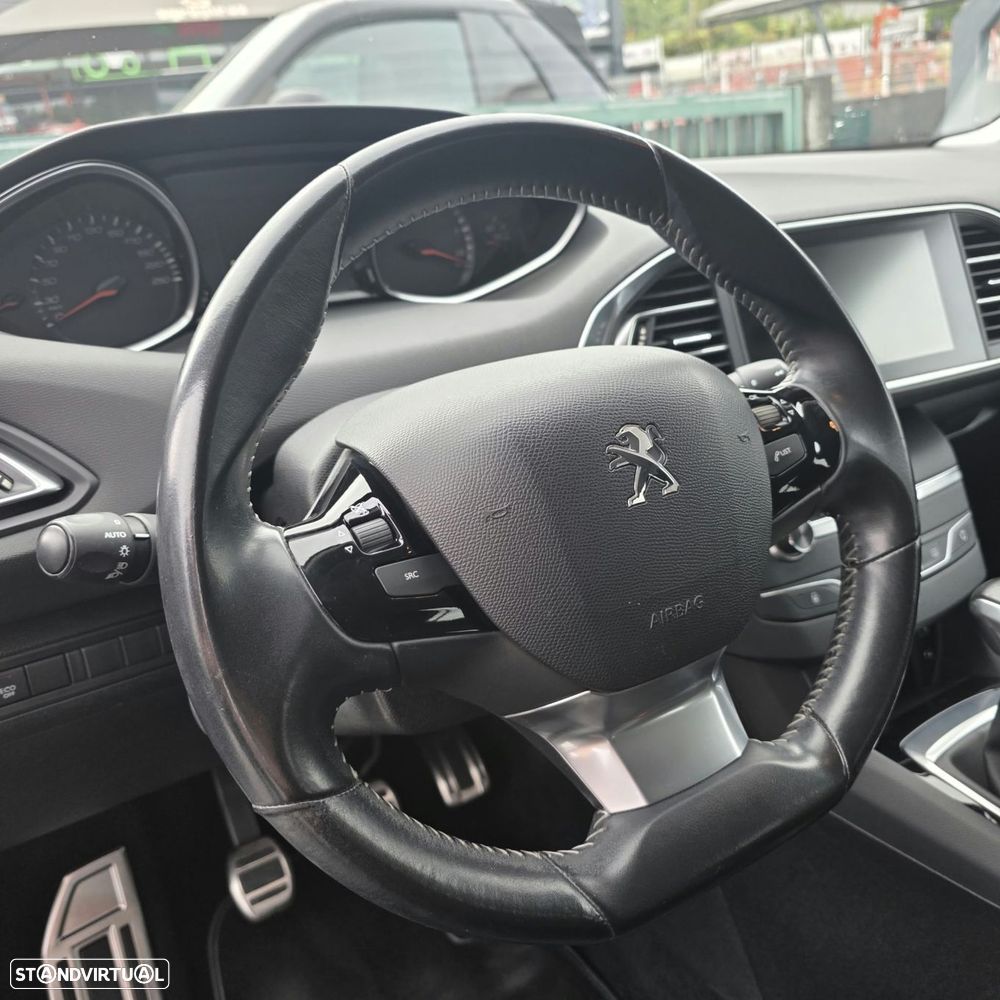 Peugeot 308 1.6 BlueHDi Style - 19