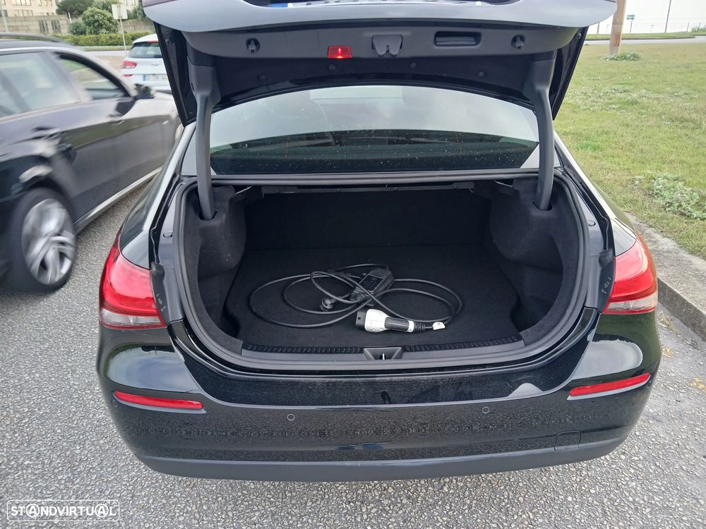 Mercedes-Benz CLA 250 - 11