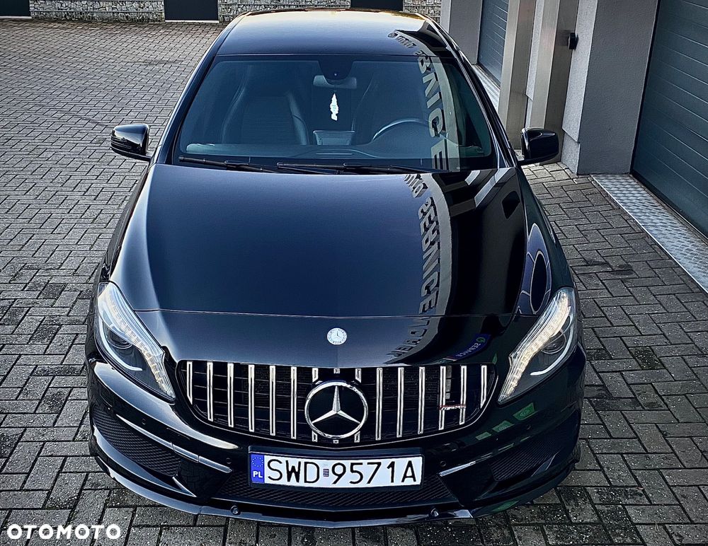 Mercedes-Benz Klasa A 180 (BlueEFFICIENCY) - 4