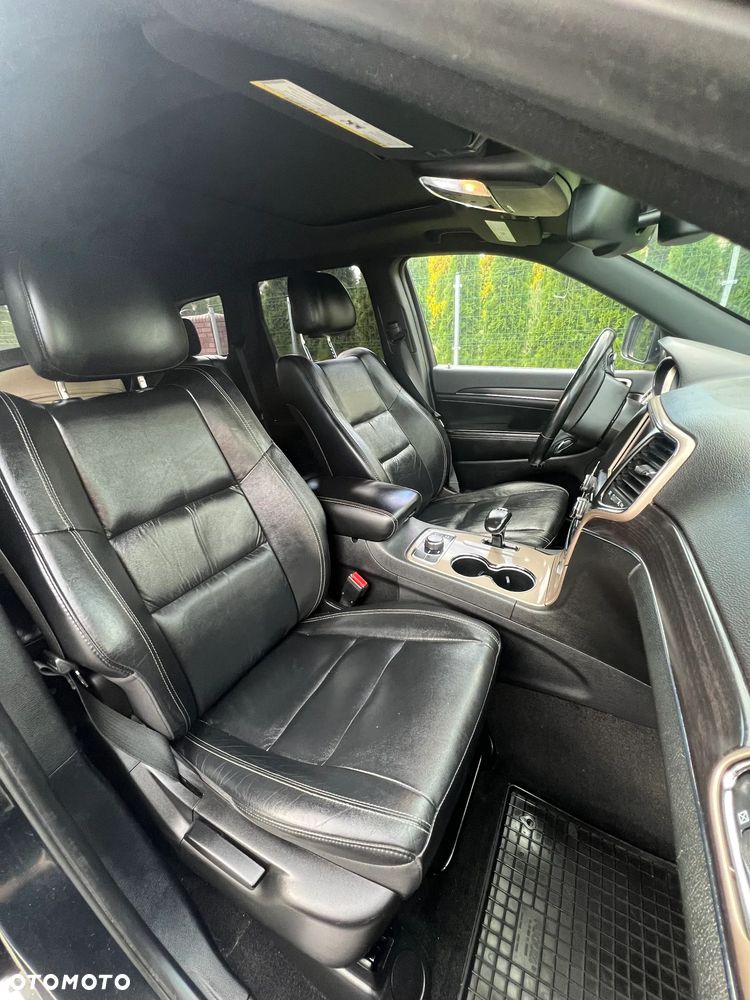 Jeep Grand Cherokee - 11
