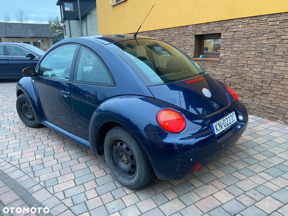 Volkswagen New Beetle 1.6 - 7