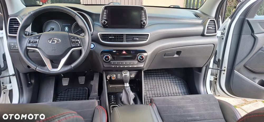 Hyundai Tucson 1.6 Turbo 4WD Style - 12