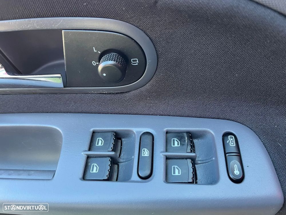 SEAT Alhambra 1.9 TDI Sport - 19