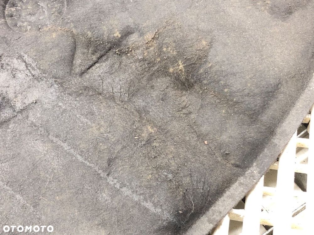 WYGŁUSZENIE MASKI - 152.00 PLN - AUDI A3 (8V1, 8VK) 2012 - 2020 2.0 TFSI 140 kW [190 KM] benzyna - 4