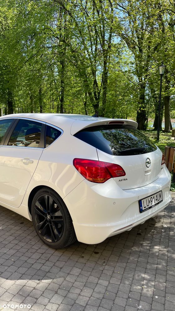 Opel Astra 1.4 Turbo - 9