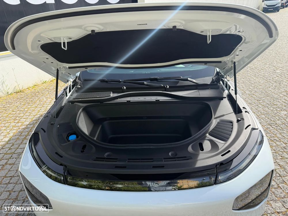 Xpeng G9 98 kWh AWD Performance - 16