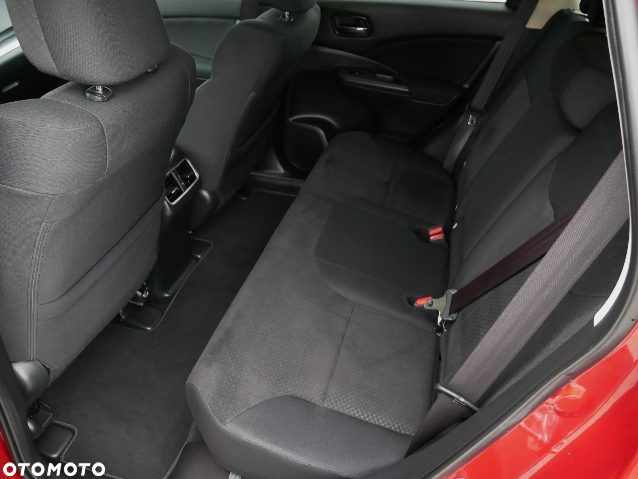 Honda CR-V 2.0i-VTEC 4WD Automatik S - 28
