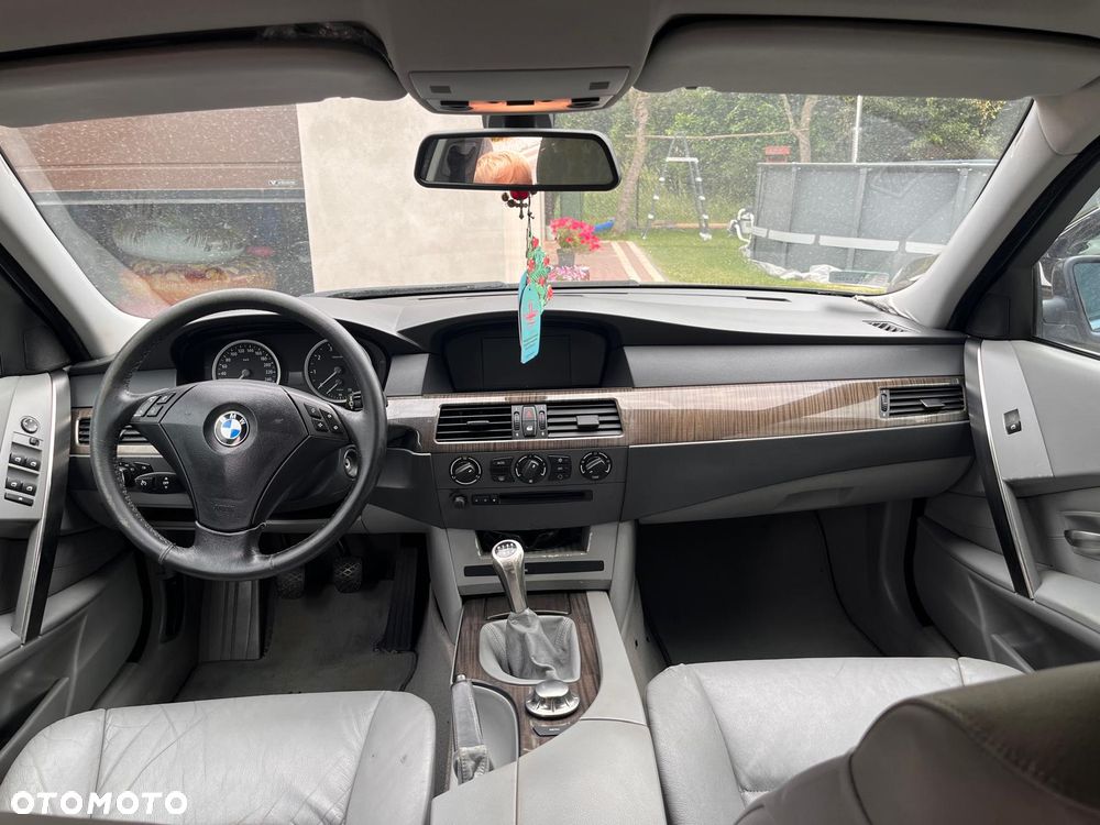 BMW Seria 5 - 11