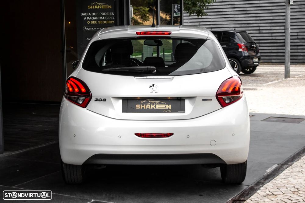 Peugeot 208 PureTech 82 Start & Stop Allure - 10