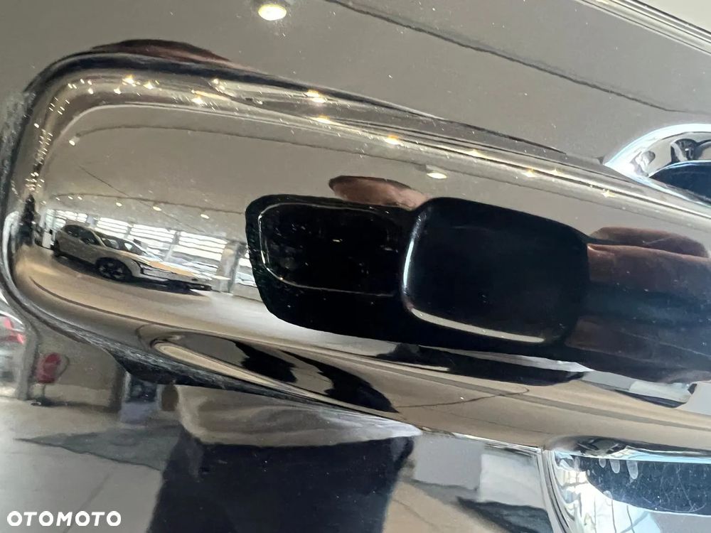 Volvo XC 90 B5 D AWD Ultimate Dark 7os - 38