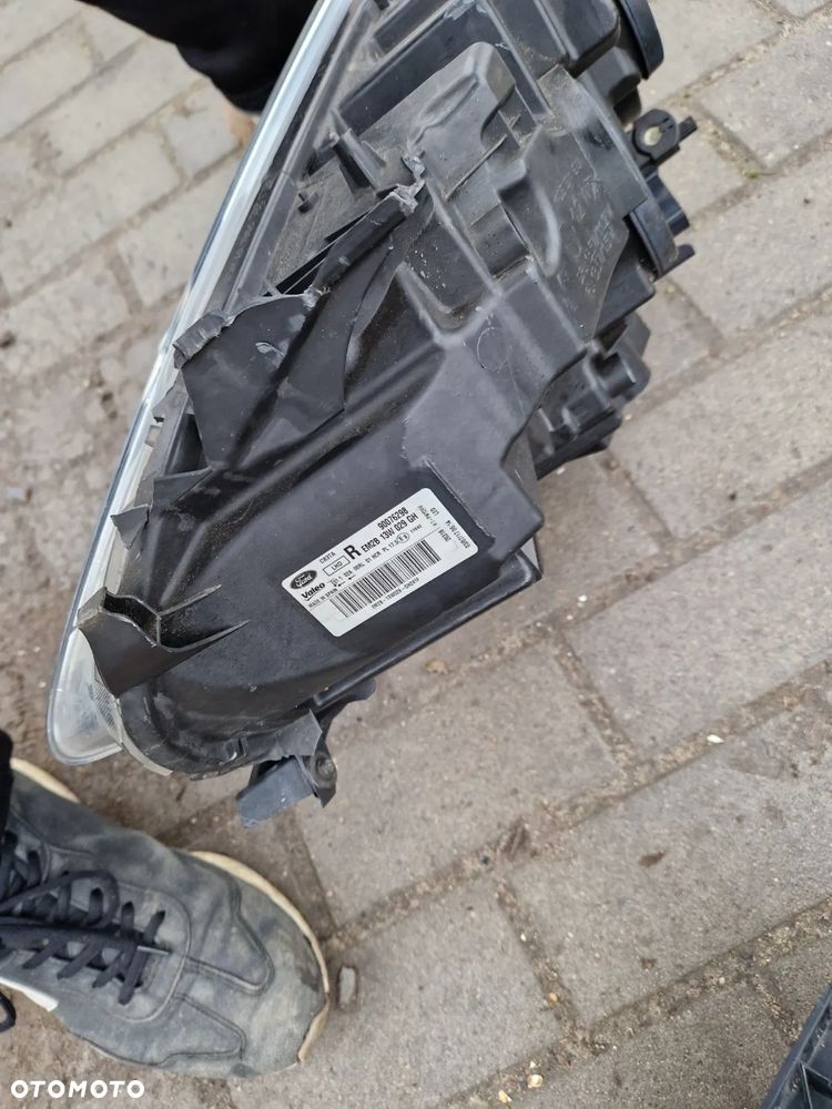 Ford S-Max 2.0 TDCi 4WD Titanium PowerShift - 36