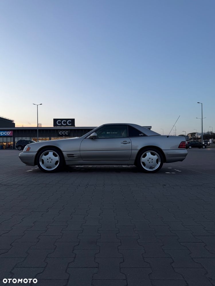 Mercedes-Benz SL - 12