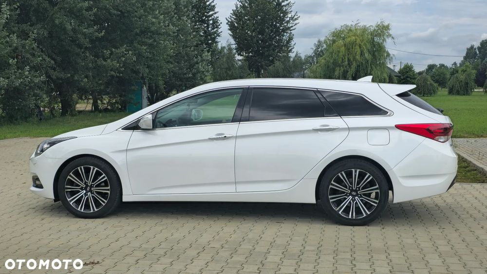 Hyundai i40 1.7 CRDi BlueDrive Premium DCT - 3