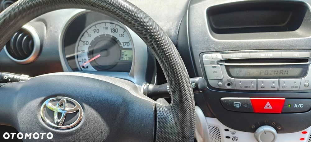 Toyota Aygo Cool - 31