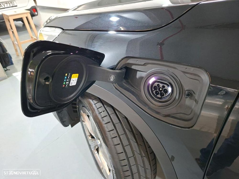 BMW X1 xDrive25e - 12